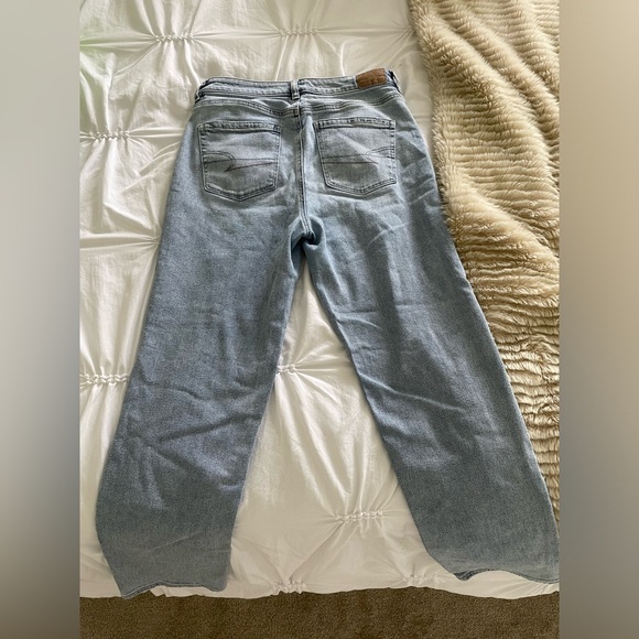 American eagle mom jeans - Picture 2 of 3